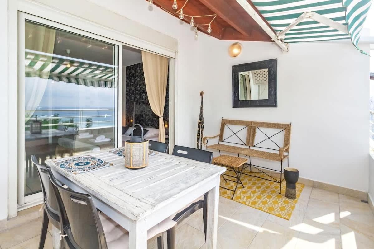 Out Of Africa - Beau Studio Avec Magnifique Vue Mer A Cap Homard - Saint-Gilles Dış mekan fotoğraf